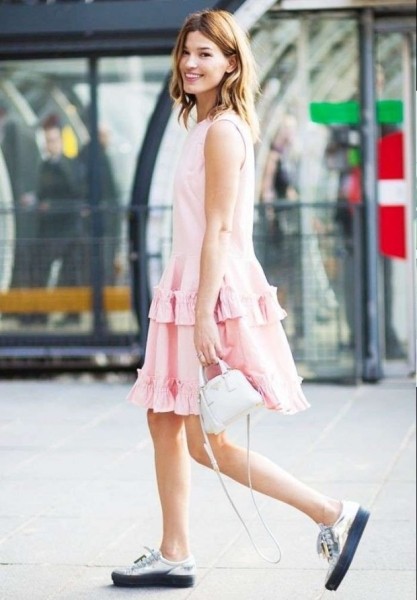 Модные образы весна-лето 2023: фото летних образов для женщин