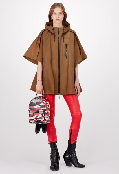 Бесподобно модные образы весна лето 2022: фото и новинки весны и лета Бесподобно модные образы весна лето 2022: фото и новинки весны и лета