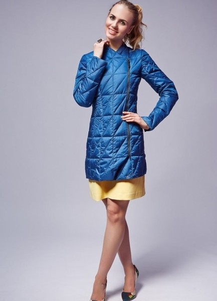 Модные женские куртки весна 2022 2023