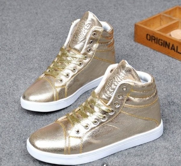 Новые модные тенденции весна лето 2022 2023 в одежде для женщин