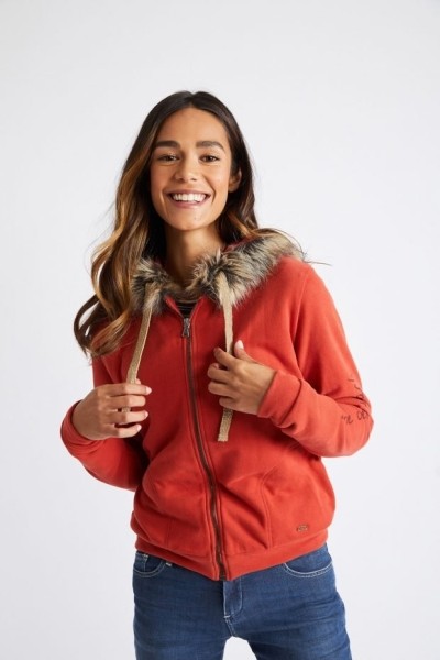 Модные женские куртки весна 2022 2023