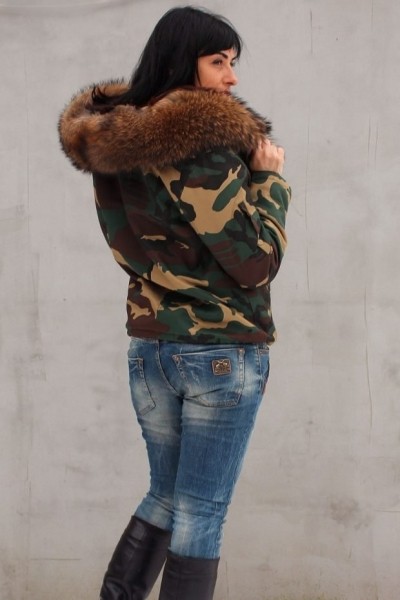 Модные женские куртки весна 2022 2023