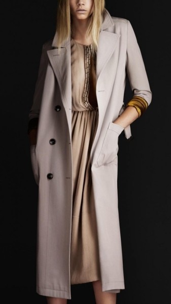 Модные плащи 2022 2023 для женщин сезона весна лето и даже осень