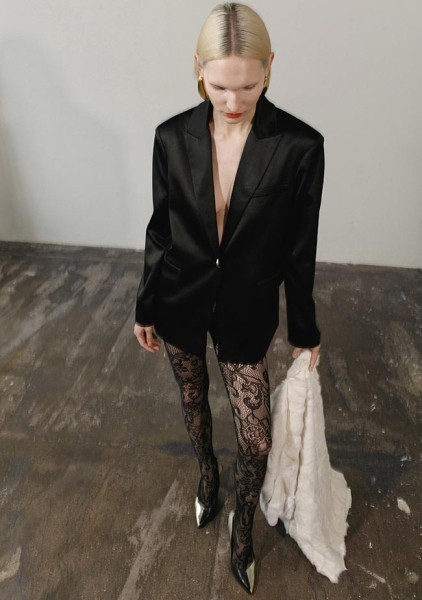 Искушение и не только: новая вечерняя капсула ZOTĒME Искушение и не только: новая вечерняя капсула ZOTĒME