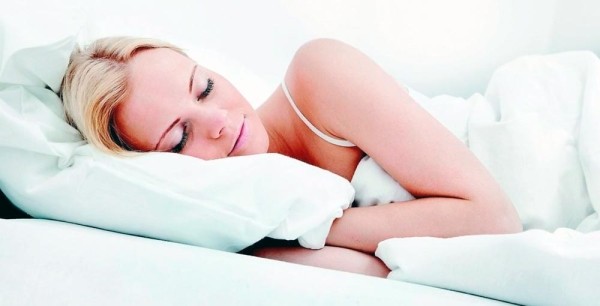 Какие подушки не оставляют морщин на лице и отеков мосле сна