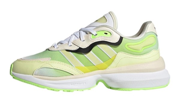 Трендовые кроссовки: модели известных брендов и их российские альтернативы Трендовые кроссовки: модели известных брендов и их российские альтернативы