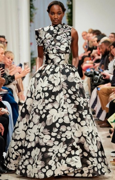 Яркая роскошь в моде от Bibhu Mohapatra: коллекция 2024 Яркая роскошь в моде от Bibhu Mohapatra: коллекция 2024