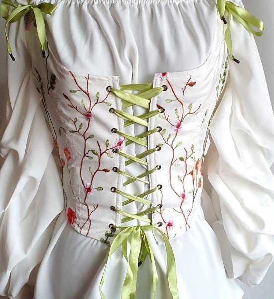 5 корсетов для создания стильного образа 5 корсетов для создания стильного образа