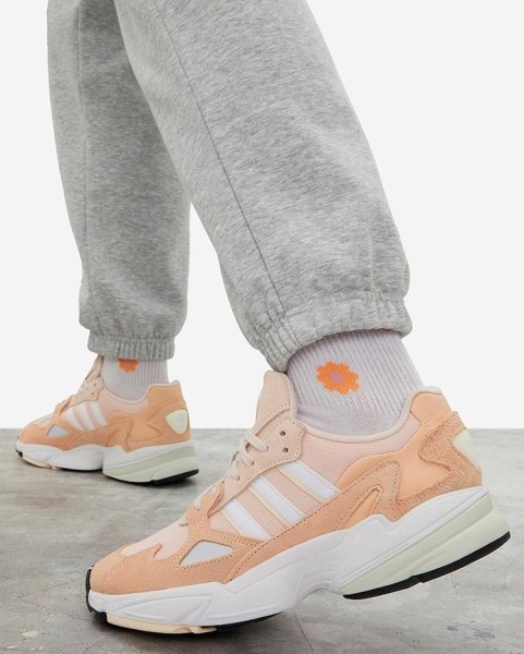 Топ-10 спортстильных новинок этого лета Топ-10 спортстильных новинок этого лета