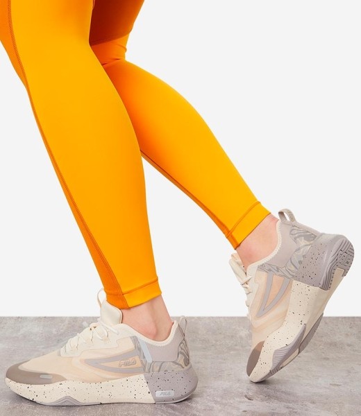 Топ-10 спортстильных новинок этого лета Топ-10 спортстильных новинок этого лета