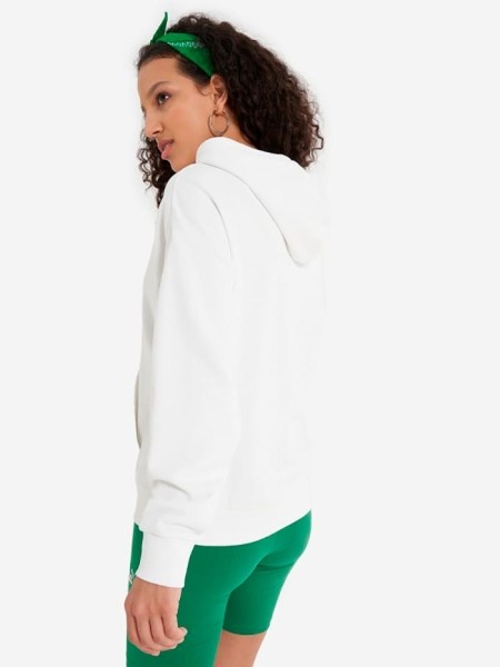 Стильно и удобно: как носить спортивную одежду каждый день Стильно и удобно: как носить спортивную одежду каждый день