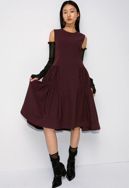 Женская мода 2024-2025 из коллекции Adeam