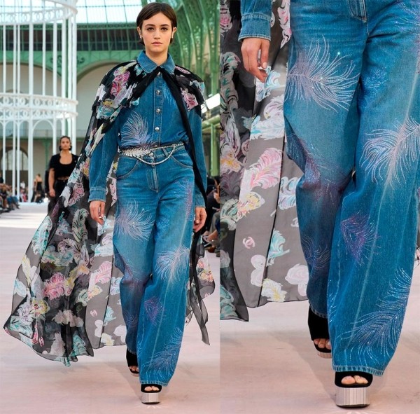 Перья как декор одежды 2025: актуальная модная тенденция